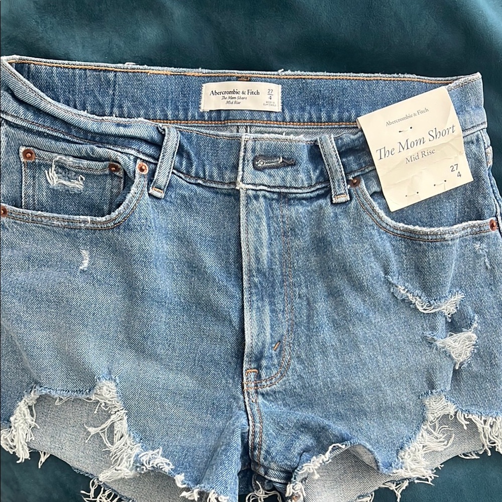 Abercrombie & Fitch Blue Denim mid rise Mom Shorts